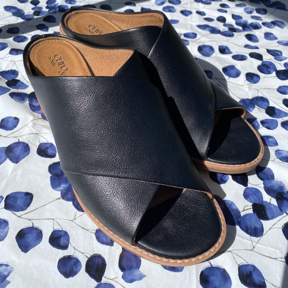 Black Leather Slide Sandals - Women's